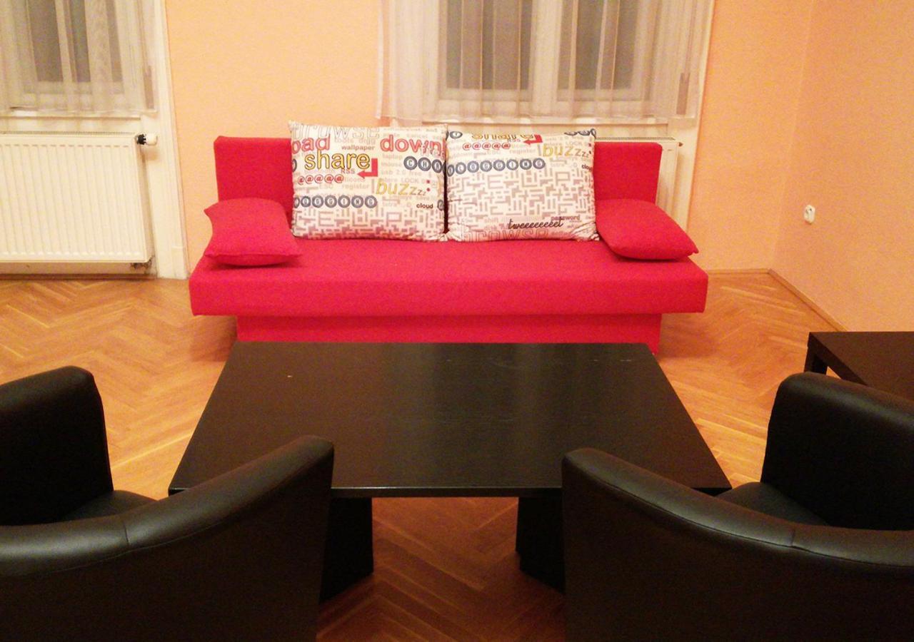 Caesar Apartman Budapeste Exterior foto