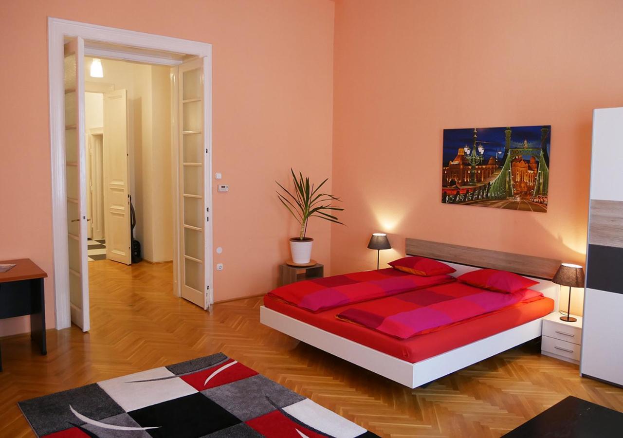 Caesar Apartman Budapeste Exterior foto